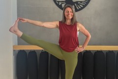 holfikphoto.yogastudioF-10