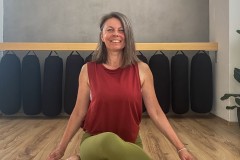 holfikphoto.yogastudioF-18